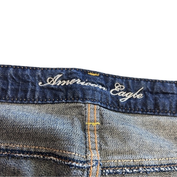 American Eagle Outfitters Blue Jean Shorts with Distressed Details - Picture 3 of 4